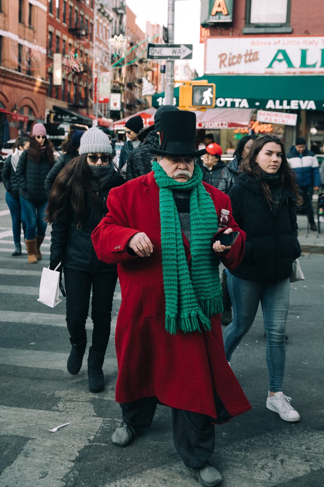 New Yorker, Street Photography by Ohad Kab