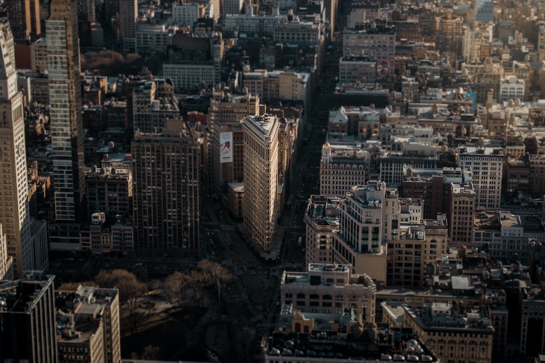 The Flatiron Building, Broadway & Fifth Avenue, New York City